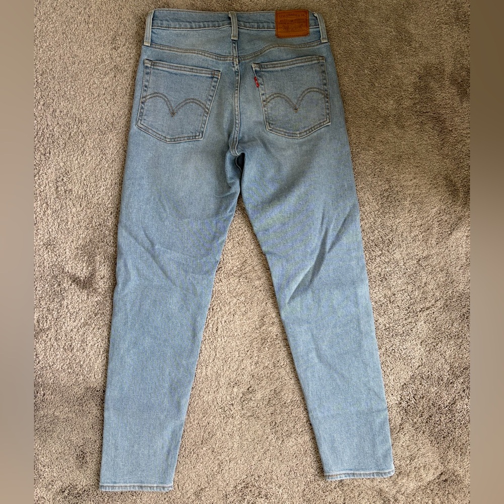 Levi’s Women’s Wedgie Jeans